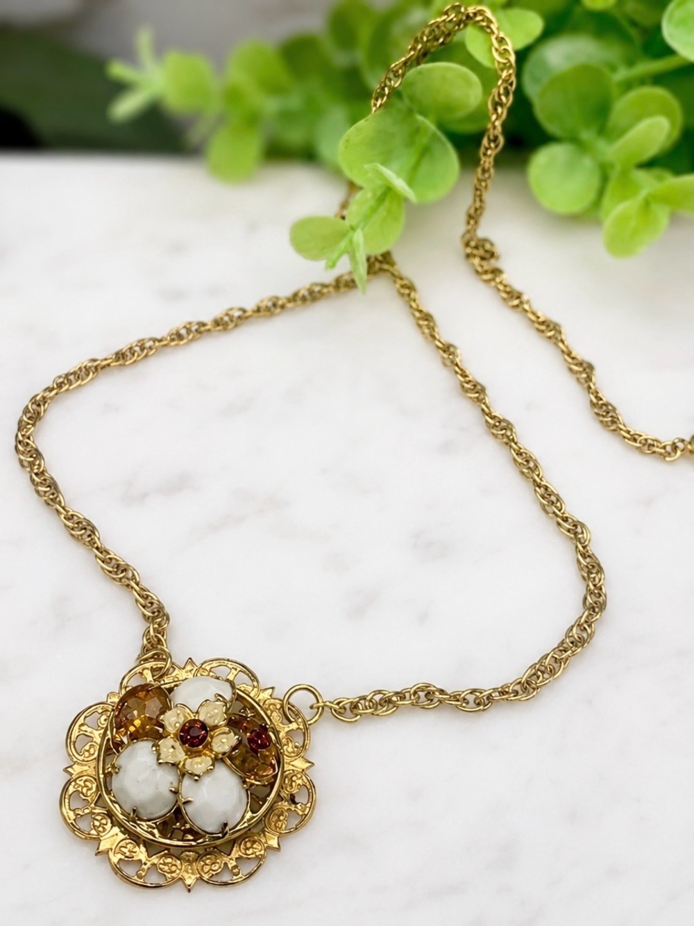 Amber Topaz White Rhinestone Flower Design Pendant Goldtone Chain 25”